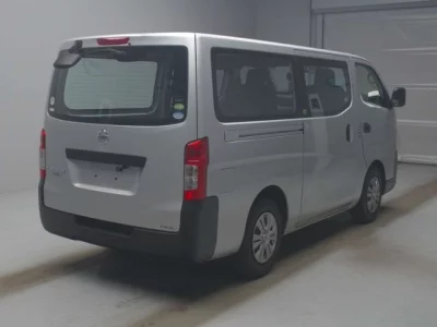 Nissan CARAVAN VAN  с аукциона в Японии