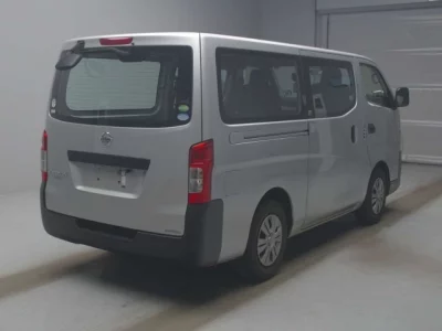 Nissan CARAVAN VAN  с аукциона в Японии