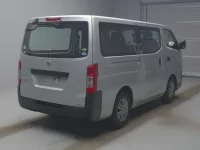 Nissan CARAVAN VAN лот № 26043 оценка 3  с аукциона в Японии 1