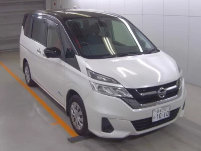 Nissan SERENA  с аукциона в Японии