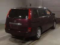 Toyota ISIS лот № 4333 оценка 3.5  с аукциона в Японии 1