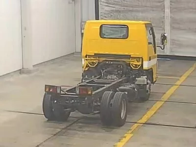 Isuzu ELF  с аукциона в Японии