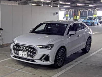 Audi Q3  с аукциона в Японии