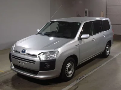 Toyota SUCCEED  с аукциона в Японии
