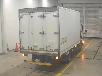Isuzu ELF  с аукциона в Японии