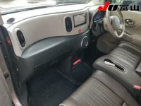 Nissan CUBE лот № 1077 оценка 4  с аукциона в Японии 2