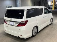 Toyota ALPHARD лот № 4056 оценка 3.5  с аукциона в Японии 4