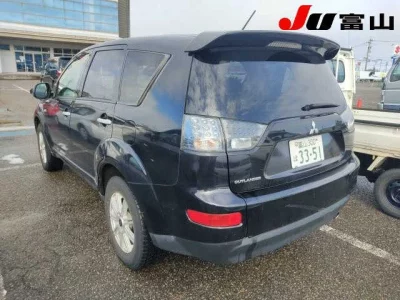 Mitsubishi OUTLANDER  с аукциона в Японии