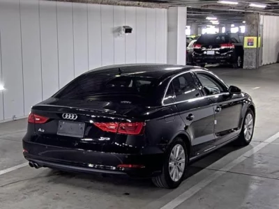 Audi A3  с аукциона в Японии