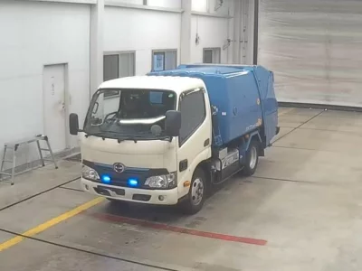 Hino DUTRO  с аукциона в Японии
