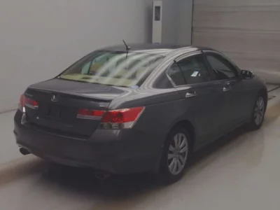 Honda INSPIRE  с аукциона в Японии