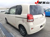 Toyota PORTE лот № 1098 оценка 4  с аукциона в Японии 1