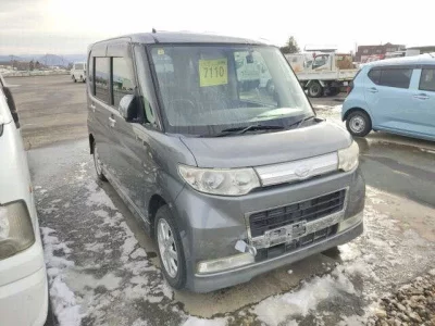 Daihatsu TANTO  с аукциона в Японии