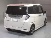 Toyota ROOMY лот № 2257 оценка 3.5  с аукциона в Японии 1