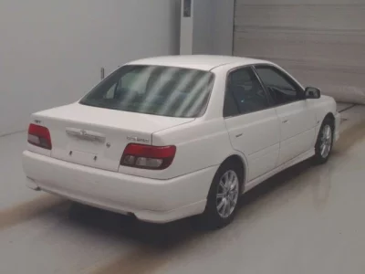 Toyota CARINA  с аукциона в Японии