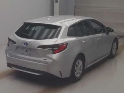 Toyota COROLLA TOURING  с аукциона в Японии
