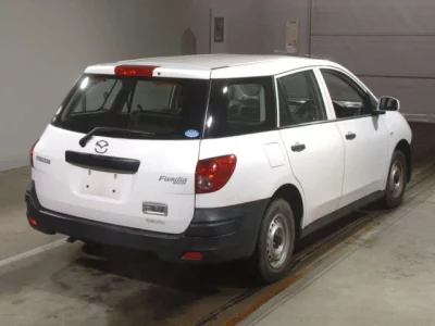 Mazda FAMILIA VAN  с аукциона в Японии