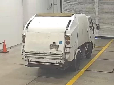 Isuzu ELF  с аукциона в Японии
