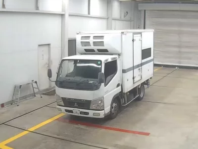 Mitsubishi CANTER  с аукциона в Японии