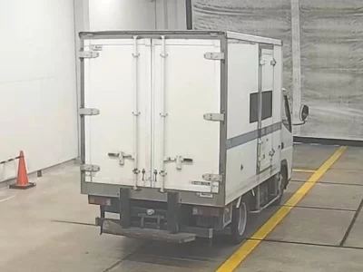 Mitsubishi CANTER  с аукциона в Японии