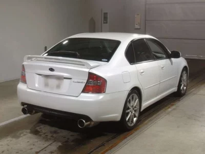 Subaru LEGACY B4