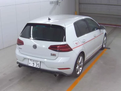 Volkswagen GOLF  с аукциона в Японии
