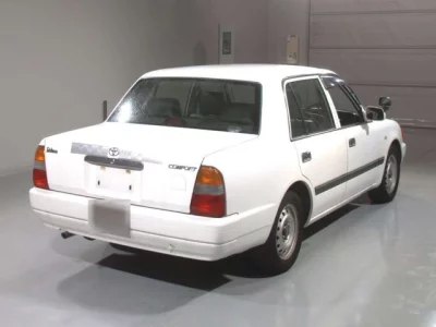 Toyota COMFORT  с аукциона в Японии
