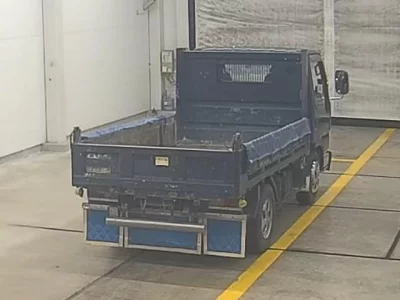 Isuzu ELF  с аукциона в Японии