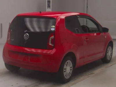 Volkswagen UP  с аукциона в Японии