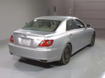 Toyota MARK X  с аукциона в Японии