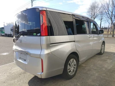 Honda STEP WAGON  с аукциона в Японии