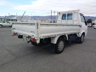 Mazda BONGO  с аукциона в Японии