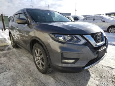 Nissan X-TRAIL