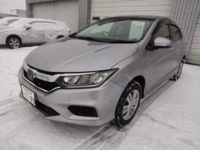 Honda GRACE  с аукциона в Японии