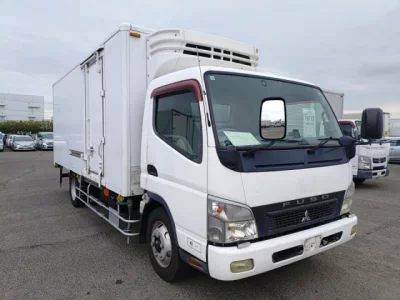 Mitsubishi CANTER  с аукциона в Японии