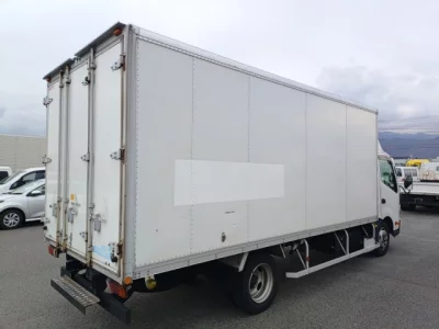 Hino DUTRO  с аукциона в Японии