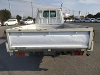 Mazda BONGO лот № 11431 оценка 3.5  с аукциона в Японии 3