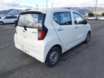 Daihatsu MIRA E S  с аукциона в Японии