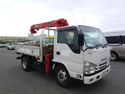 Isuzu ELF  с аукциона в Японии