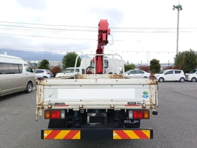 Isuzu ELF  с аукциона в Японии