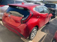 Toyota AQUA лот № 50145 оценка R  с аукциона в Японии 1