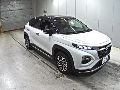 Suzuki FRONX  с аукциона в Японии