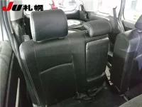 Toyota ISIS лот № 4 оценка R  с аукциона в Японии 6