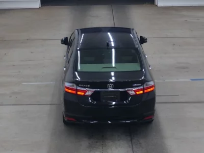 Honda GRACE  с аукциона в Японии