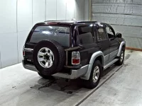 Toyota HILUX SURF лот № 9001 оценка 3.5  с аукциона в Японии 4