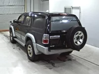 Toyota HILUX SURF лот № 9001 оценка 3.5  с аукциона в Японии 1