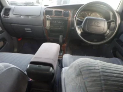 Toyota HILUX SURF  с аукциона в Японии