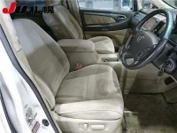 Toyota ALPHARD лот № 9 оценка R  с аукциона в Японии 4