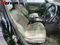 Toyota MARK X лот № 10 оценка 3  с аукциона в Японии 4