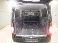 Nissan CARAVAN VAN лот № 8011 оценка 3  с аукциона в Японии 6